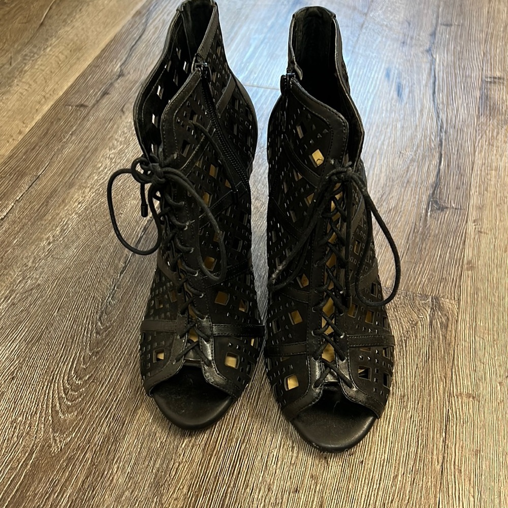 Black booties heels